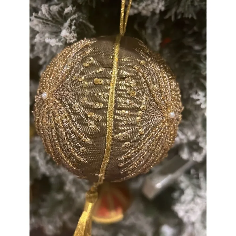 10 Gold Thread Tassle Holiday Christmas Tree Ball ornaments